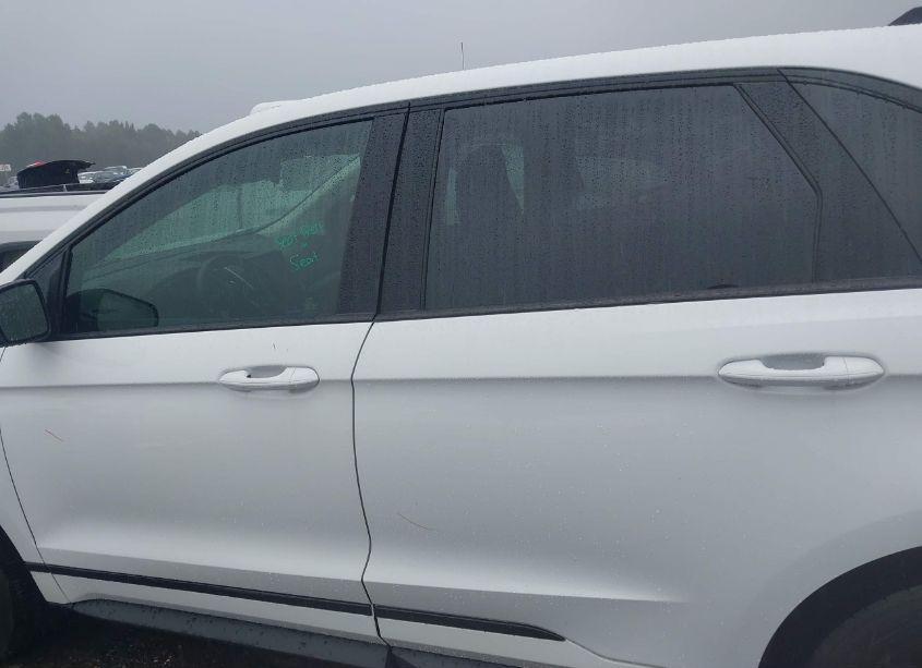 Photo 14 of 2022 Ford Edge SE (VIN 2FMPK4G92NBA78141)