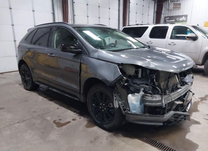 2022 Ford Edge SE (VIN 2FMPK4G92NBB09226) main photo