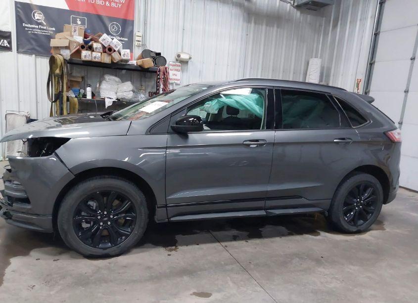 Photo 14 of 2022 Ford Edge SE (VIN 2FMPK4G92NBB09226)
