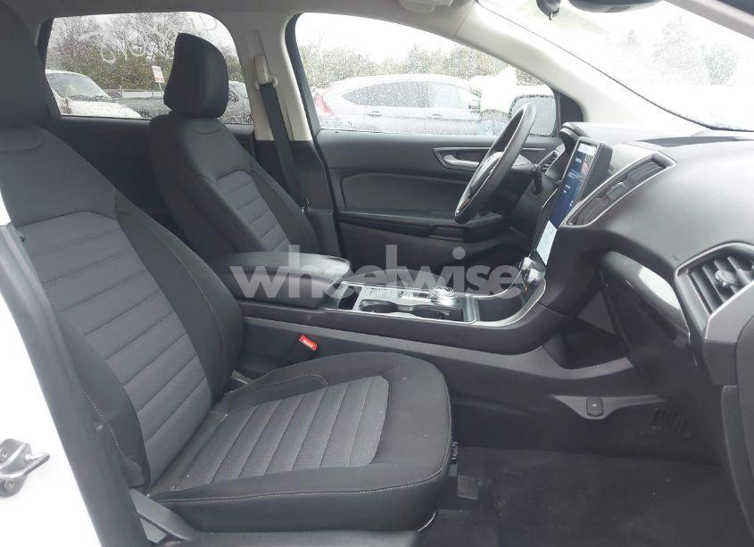 Photo 5 of 2023 Ford Edge SE (VIN 2FMPK4G92PBA49967)