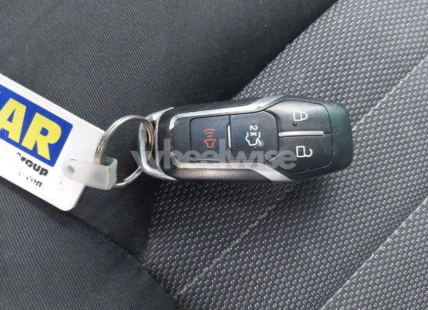 Photo 11 of 2016 Ford Edge SE (VIN 2FMPK4G93GBB67025)