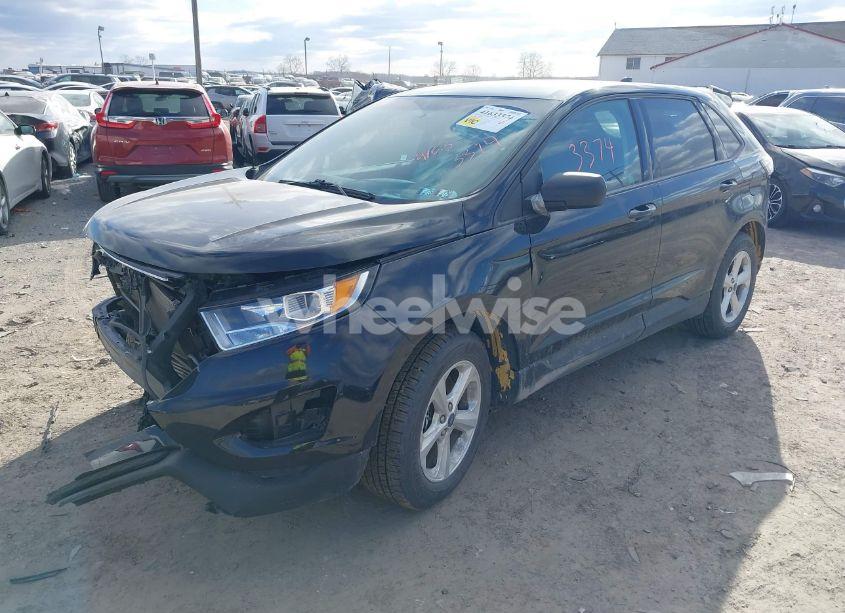 Photo 2 of 2018 Ford Edge SE (VIN 2FMPK4G93JBC57122)