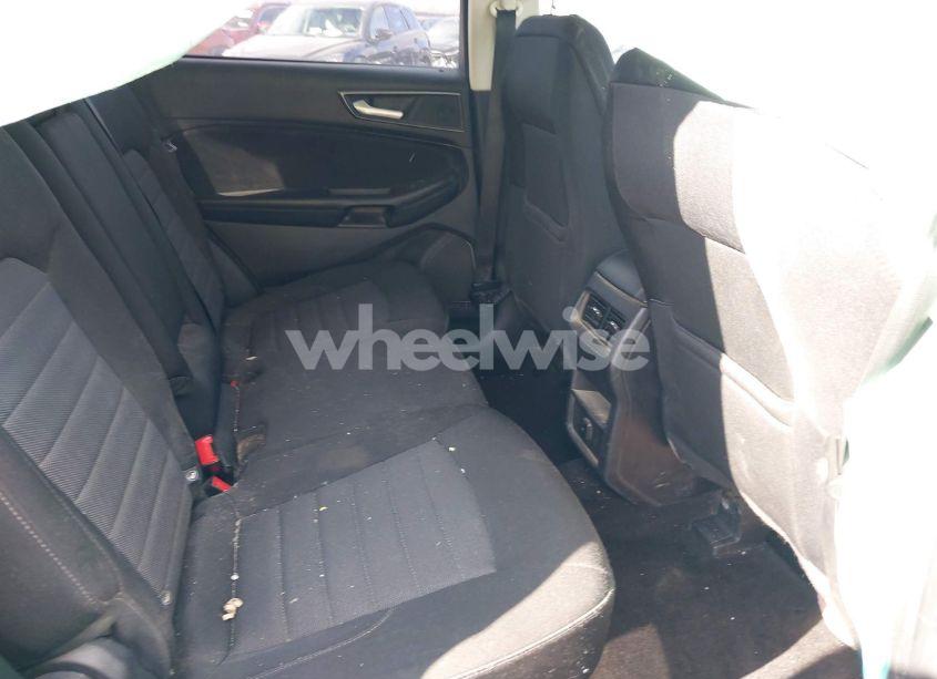 Photo 8 of 2018 Ford Edge SE (VIN 2FMPK4G93JBC57122)