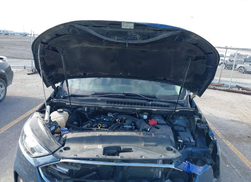 Photo 10 of 2019 Ford Edge SE (VIN 2FMPK4G93KBB09652)