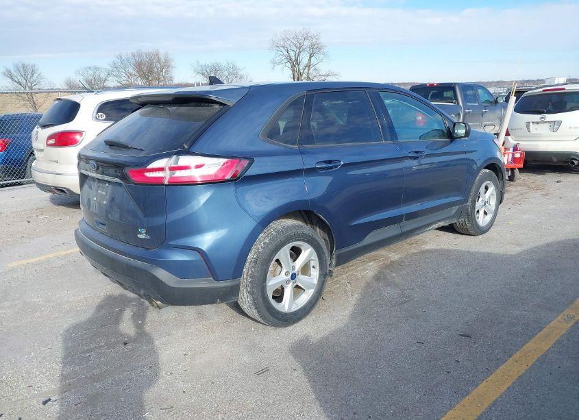Photo 4 of 2019 Ford Edge SE (VIN 2FMPK4G93KBB09652)