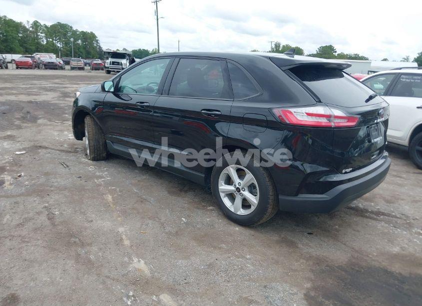 Photo 3 of 2023 Ford Edge SE (VIN 2FMPK4G93PBA53414)