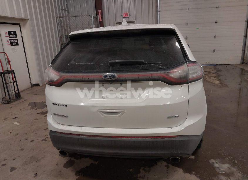 Photo 16 of 2018 Ford Edge SE (VIN 2FMPK4G94JBC45500)