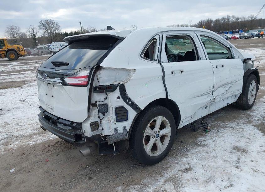 Photo 18 of 2019 Ford Edge SE (VIN 2FMPK4G94KBC03331)