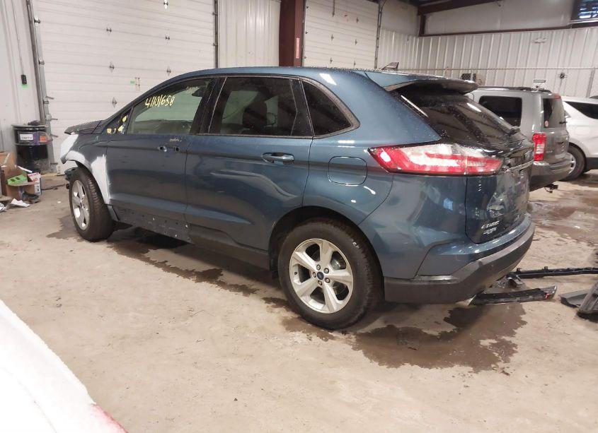 Photo 3 of 2019 Ford Edge SE (VIN 2FMPK4G94KBC39892)