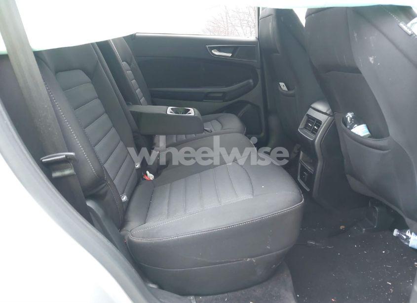 Photo 8 of 2016 Ford Edge SE (VIN 2FMPK4G95GBC10229)