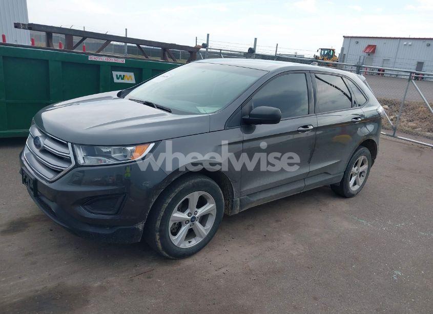 Photo 2 of 2018 Ford Edge SE (VIN 2FMPK4G95JBB31098)