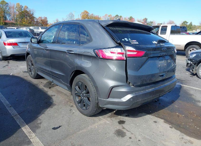 Photo 3 of 2022 Ford Edge SE (VIN 2FMPK4G95NBA58689)