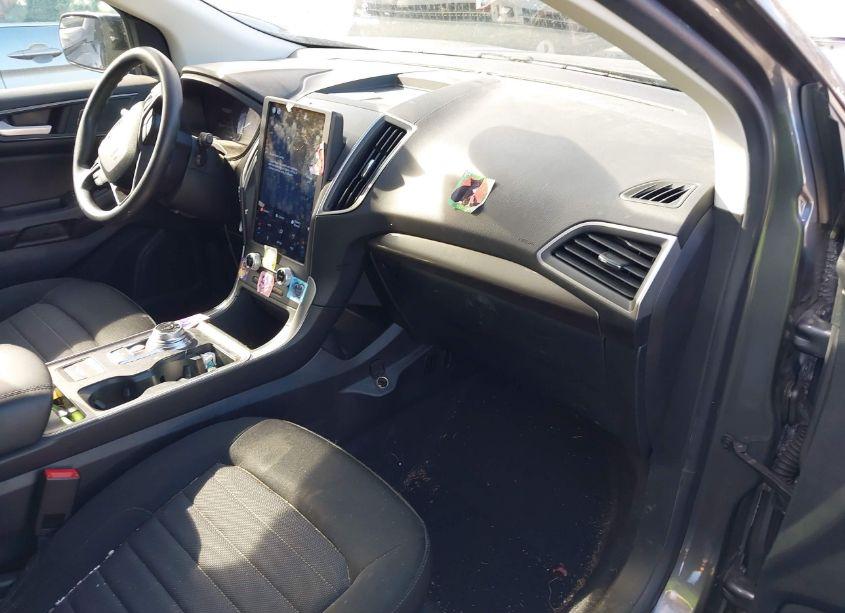 Photo 5 of 2022 Ford Edge SE (VIN 2FMPK4G95NBA58689)