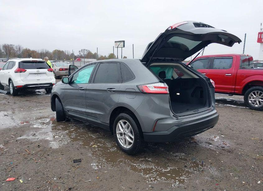 Photo 3 of 2024 Ford Edge SE (VIN 2FMPK4G95RBA47228)
