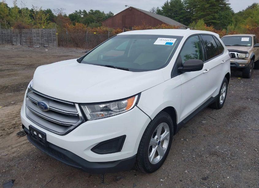 Photo 2 of 2016 Ford Edge SE (VIN 2FMPK4G96GBB55189)