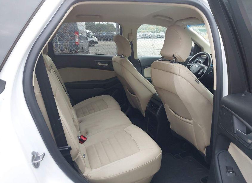 Photo 8 of 2016 Ford Edge SE (VIN 2FMPK4G96GBB55189)