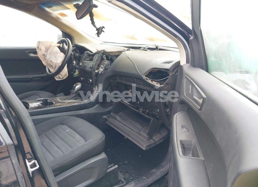 Photo 5 of 2017 Ford Edge SE (VIN 2FMPK4G96HBB46042)