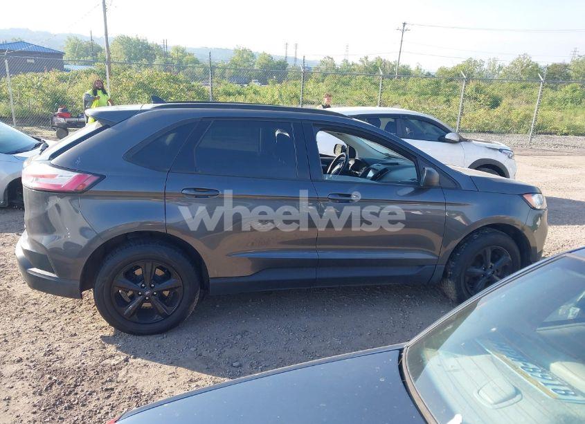 Photo 13 of 2020 Ford Edge SE (VIN 2FMPK4G96LBA90645)