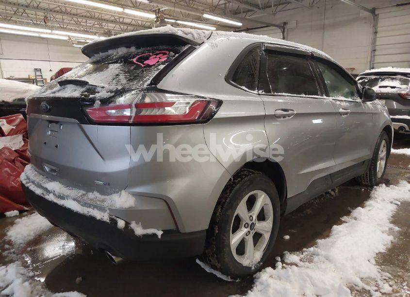 Photo 4 of 2020 Ford Edge SE (VIN 2FMPK4G96LBA91536)