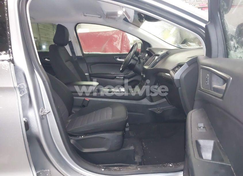Photo 5 of 2020 Ford Edge SE (VIN 2FMPK4G96LBA91536)