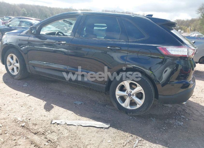 Photo 3 of 2018 Ford Edge SE (VIN 2FMPK4G97JBB79427)