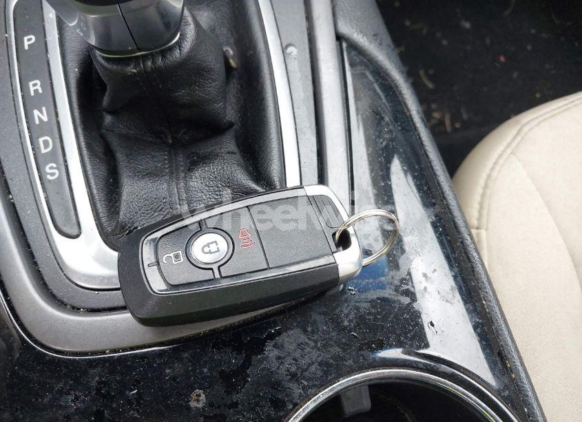 Photo 11 of 2018 Ford Edge SE (VIN 2FMPK4G97JBC02737)