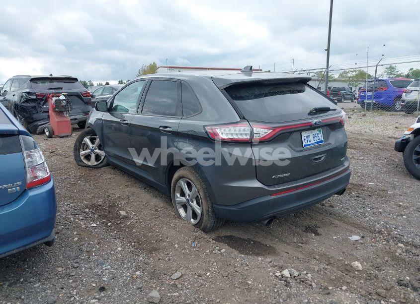 Photo 3 of 2018 Ford Edge SE (VIN 2FMPK4G97JBC02737)