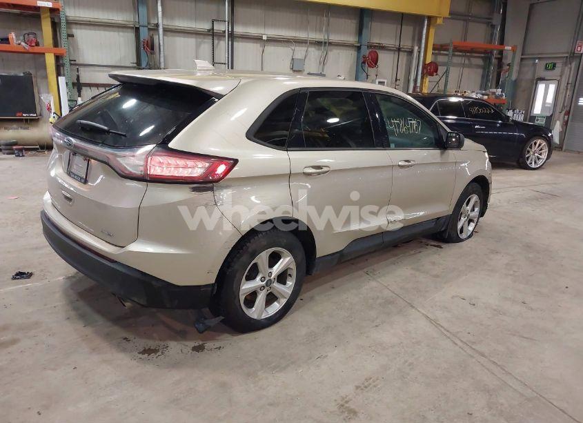 Photo 4 of 2018 Ford Edge SE (VIN 2FMPK4G97JBC36208)