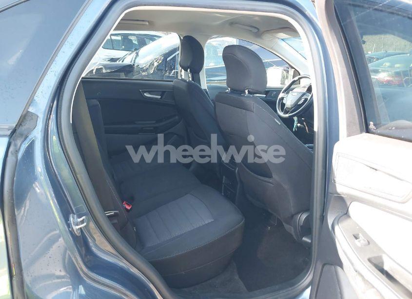 Photo 8 of 2018 Ford Edge SE (VIN 2FMPK4G97JBC50836)