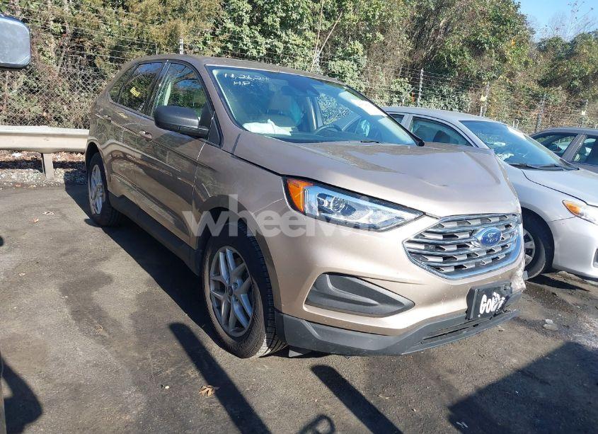 2021 Ford Edge SE (VIN 2FMPK4G97MBA24977) main photo