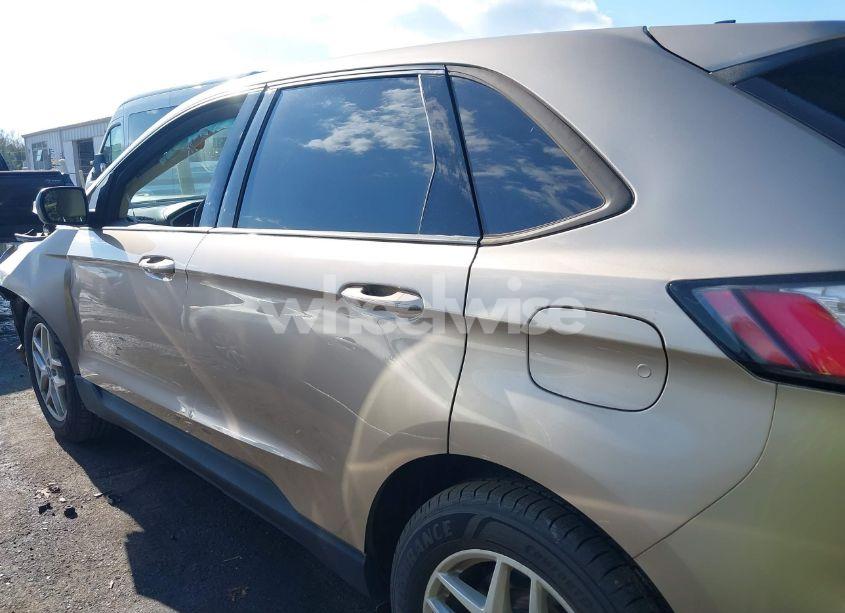 Photo 14 of 2021 Ford Edge SE (VIN 2FMPK4G97MBA24977)