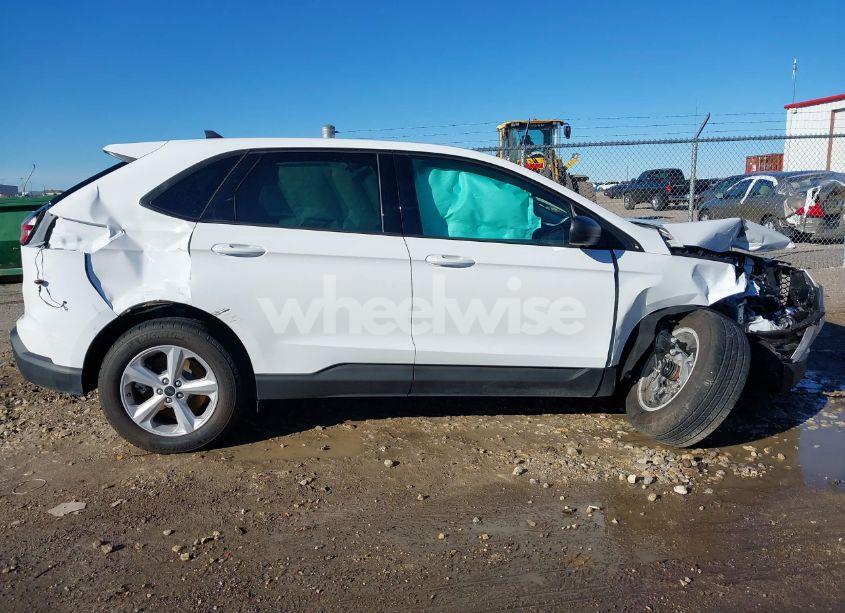 Photo 14 of 2024 Ford Edge SE (VIN 2FMPK4G97RBA46811)