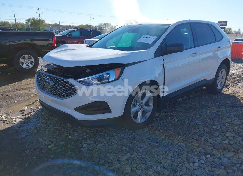Photo 2 of 2024 Ford Edge SE (VIN 2FMPK4G97RBA46811)