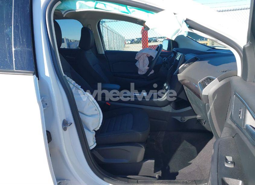 Photo 5 of 2024 Ford Edge SE (VIN 2FMPK4G97RBA46811)