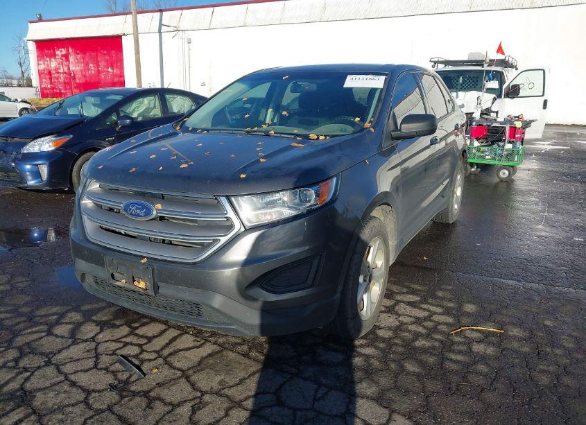 Photo 2 of 2017 Ford Edge SE (VIN 2FMPK4G98HBC45848)