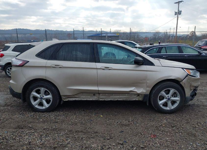 Photo 14 of 2018 Ford Edge SE (VIN 2FMPK4G98JBB94048)