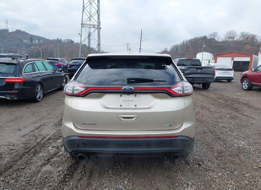 Photo 17 of 2018 Ford Edge SE (VIN 2FMPK4G98JBB94048)