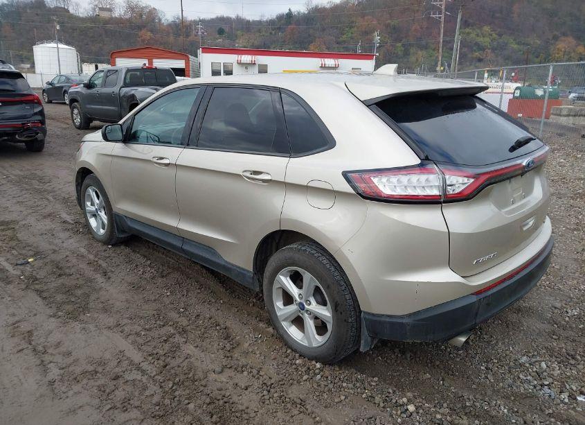 Photo 3 of 2018 Ford Edge SE (VIN 2FMPK4G98JBB94048)