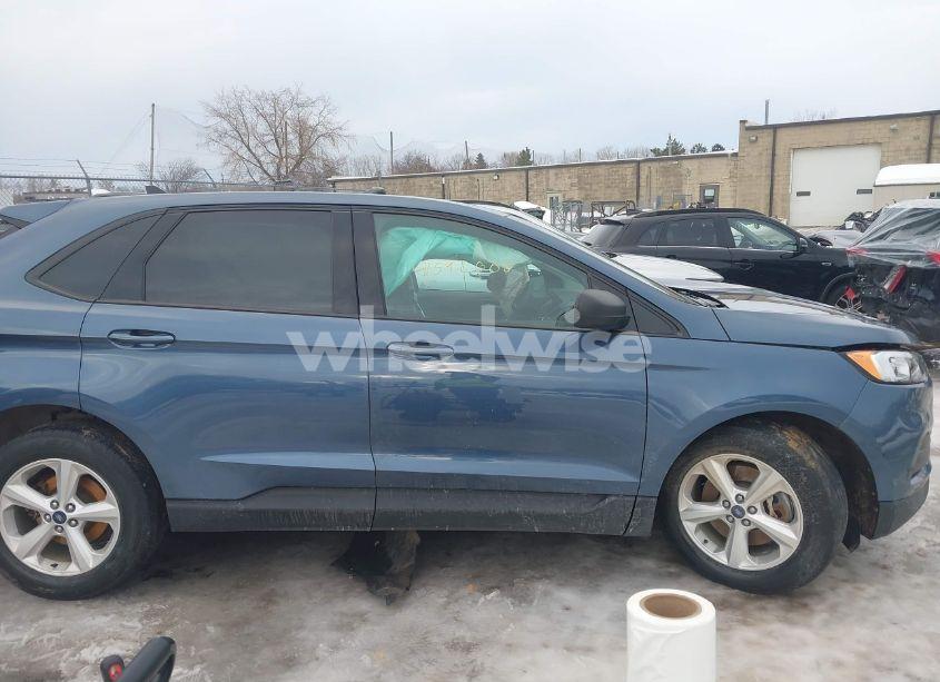 Photo 14 of 2019 Ford Edge SE (VIN 2FMPK4G98KBB03023)