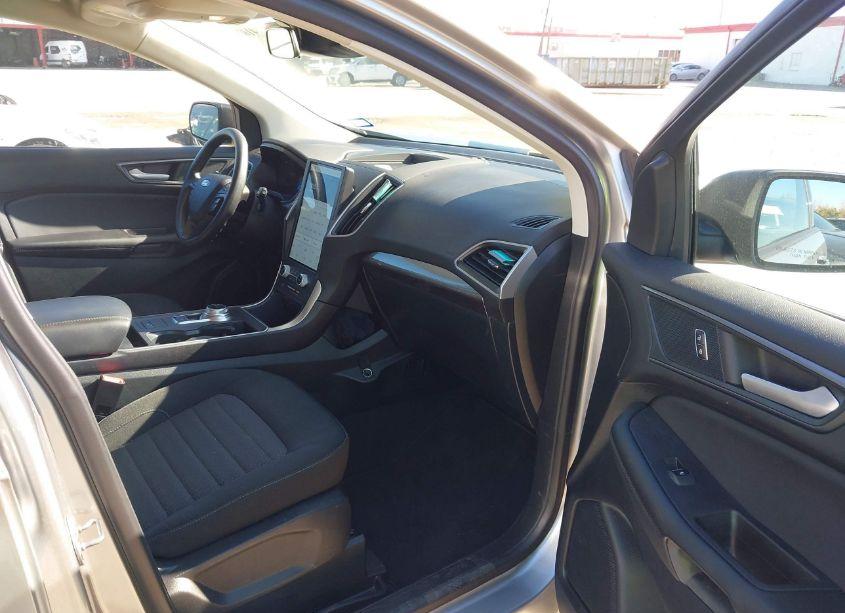 Photo 5 of 2024 Ford Edge SE (VIN 2FMPK4G98RBA67263)