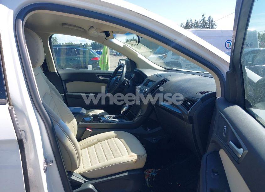 Photo 5 of 2016 Ford Edge SE (VIN 2FMPK4G99GBB84041)