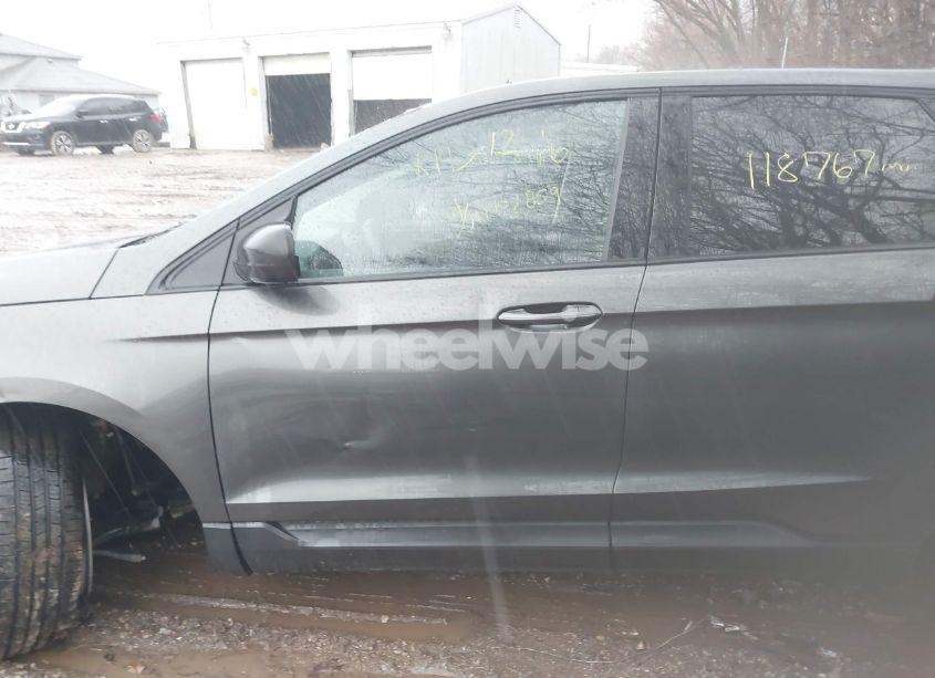 Photo 14 of 2017 Ford Edge SE (VIN 2FMPK4G99HBB72859)