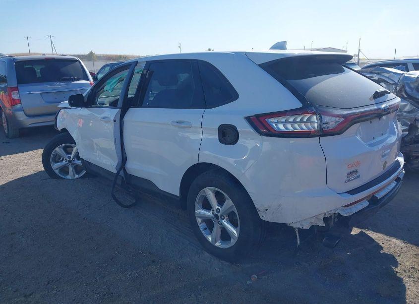 Photo 3 of 2017 Ford Edge SE (VIN 2FMPK4G99HBB82615)
