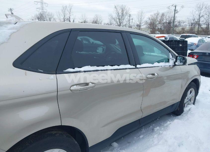 Photo 14 of 2018 Ford Edge SE (VIN 2FMPK4G99JBB99419)