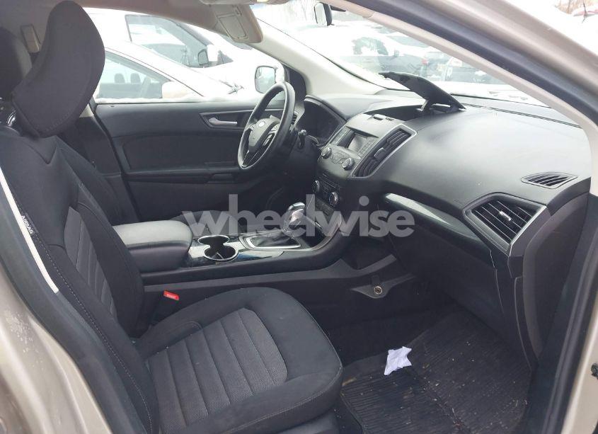 Photo 5 of 2018 Ford Edge SE (VIN 2FMPK4G99JBB99419)