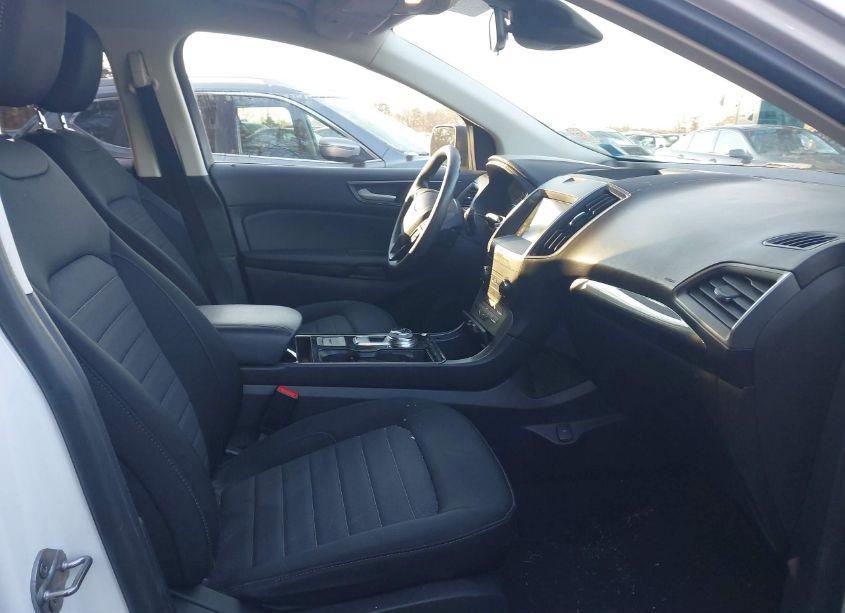 Photo 5 of 2020 Ford Edge SE (VIN 2FMPK4G99LBA22498)