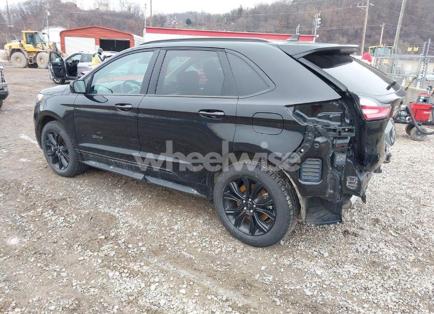 Photo 3 of 2022 Ford Edge SE (VIN 2FMPK4G99NBA46822)