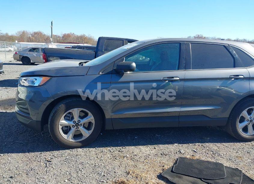 Photo 15 of 2024 Ford Edge SE (VIN 2FMPK4G99RBA72567)