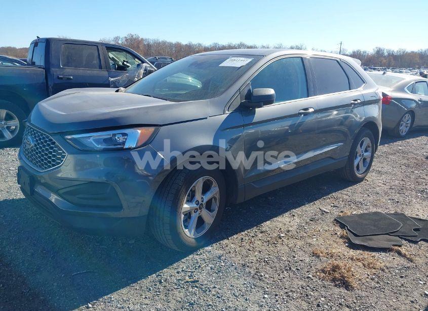 Photo 2 of 2024 Ford Edge SE (VIN 2FMPK4G99RBA72567)