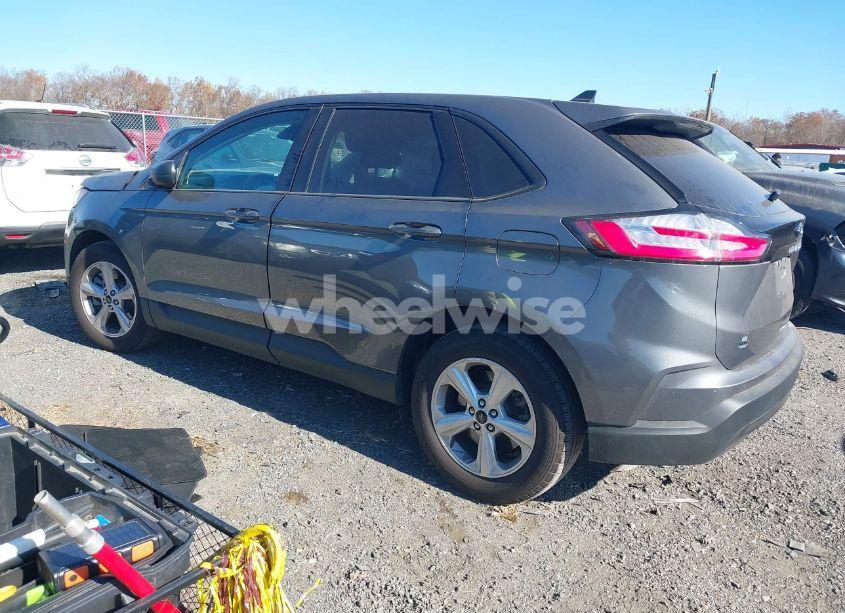 Photo 3 of 2024 Ford Edge SE (VIN 2FMPK4G99RBA72567)